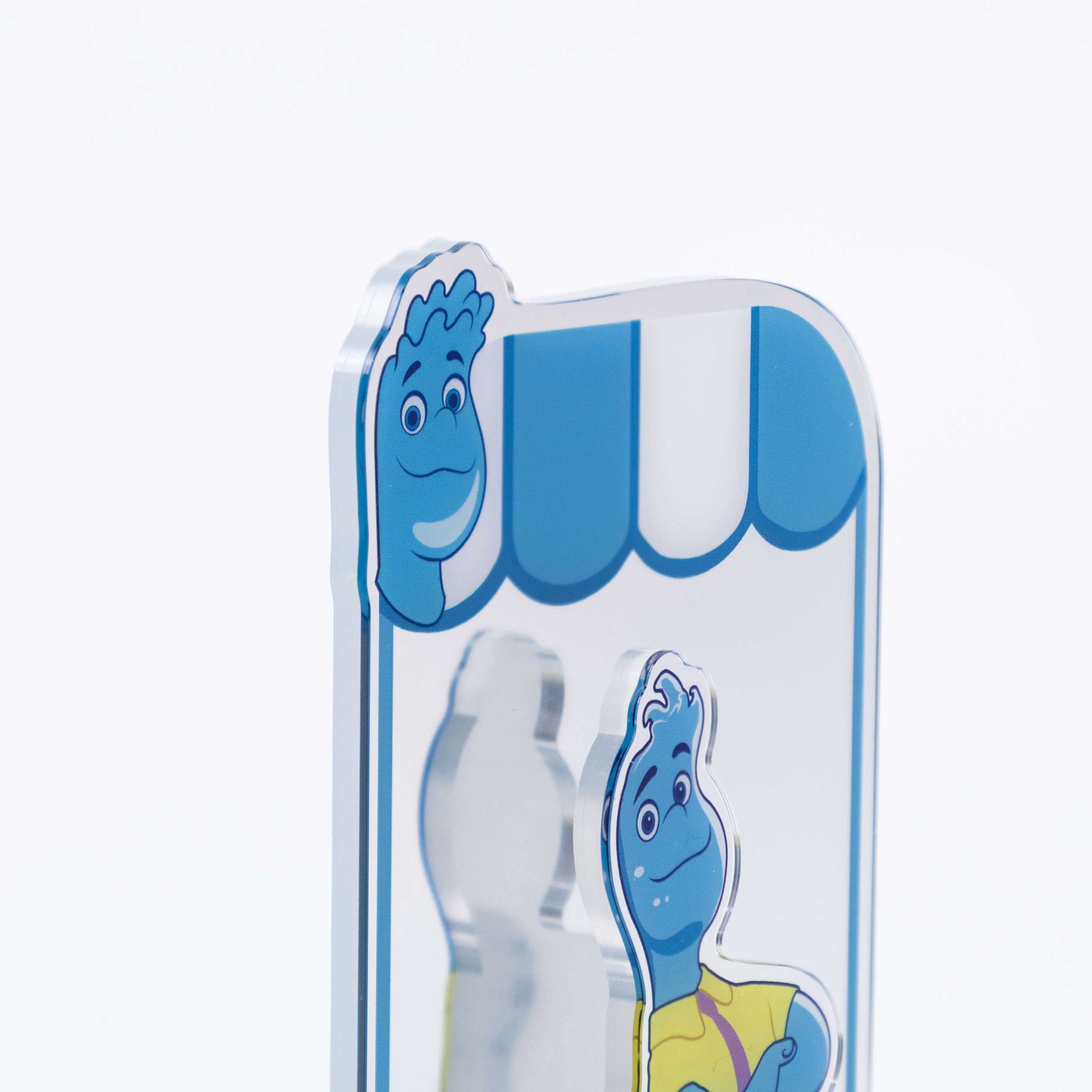 Wholesale acrylic mirror stand production for merchandise and promotional projects